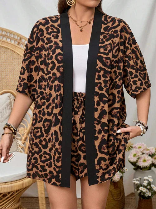 Conjunto de Quimono e Shorts Plus Size - Louise